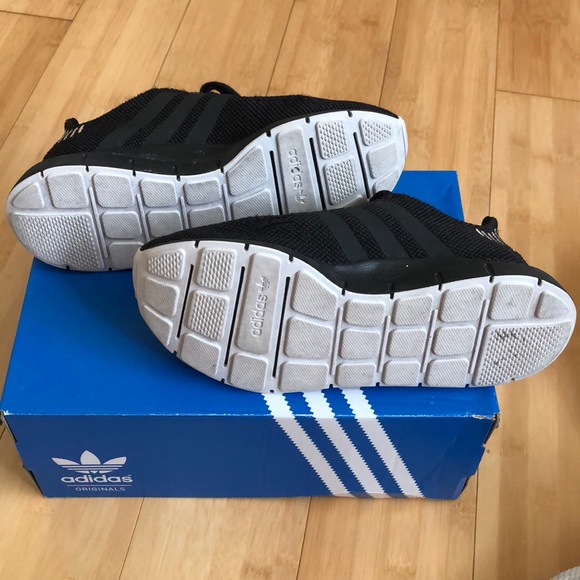 Adidas Swift Run✨🖤 - Picture 5 of 7